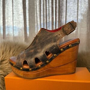 Bed Stu Naiya Wedge Sandals Distressed Black 7.5